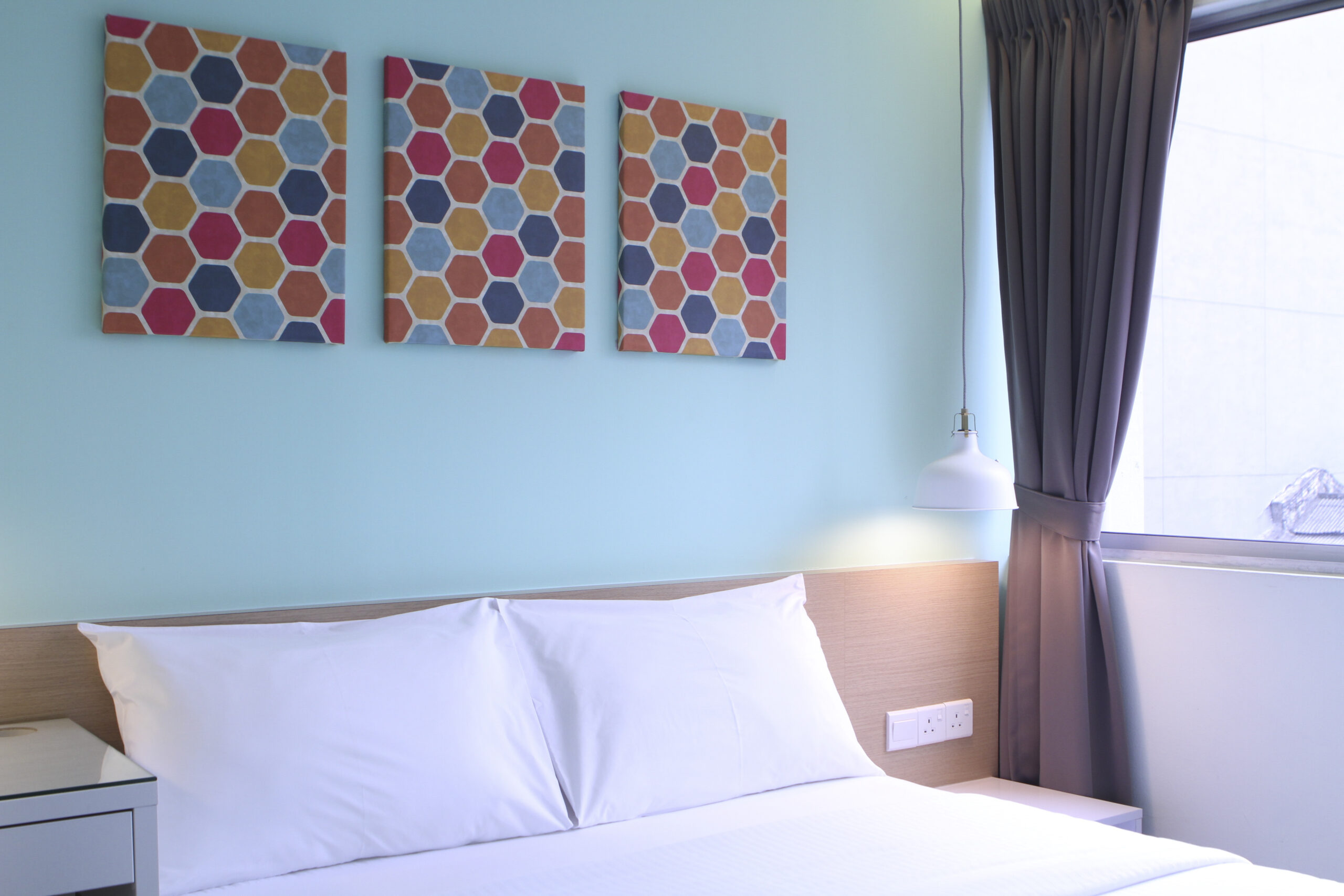 Superior Double Room With Windows - Image 4